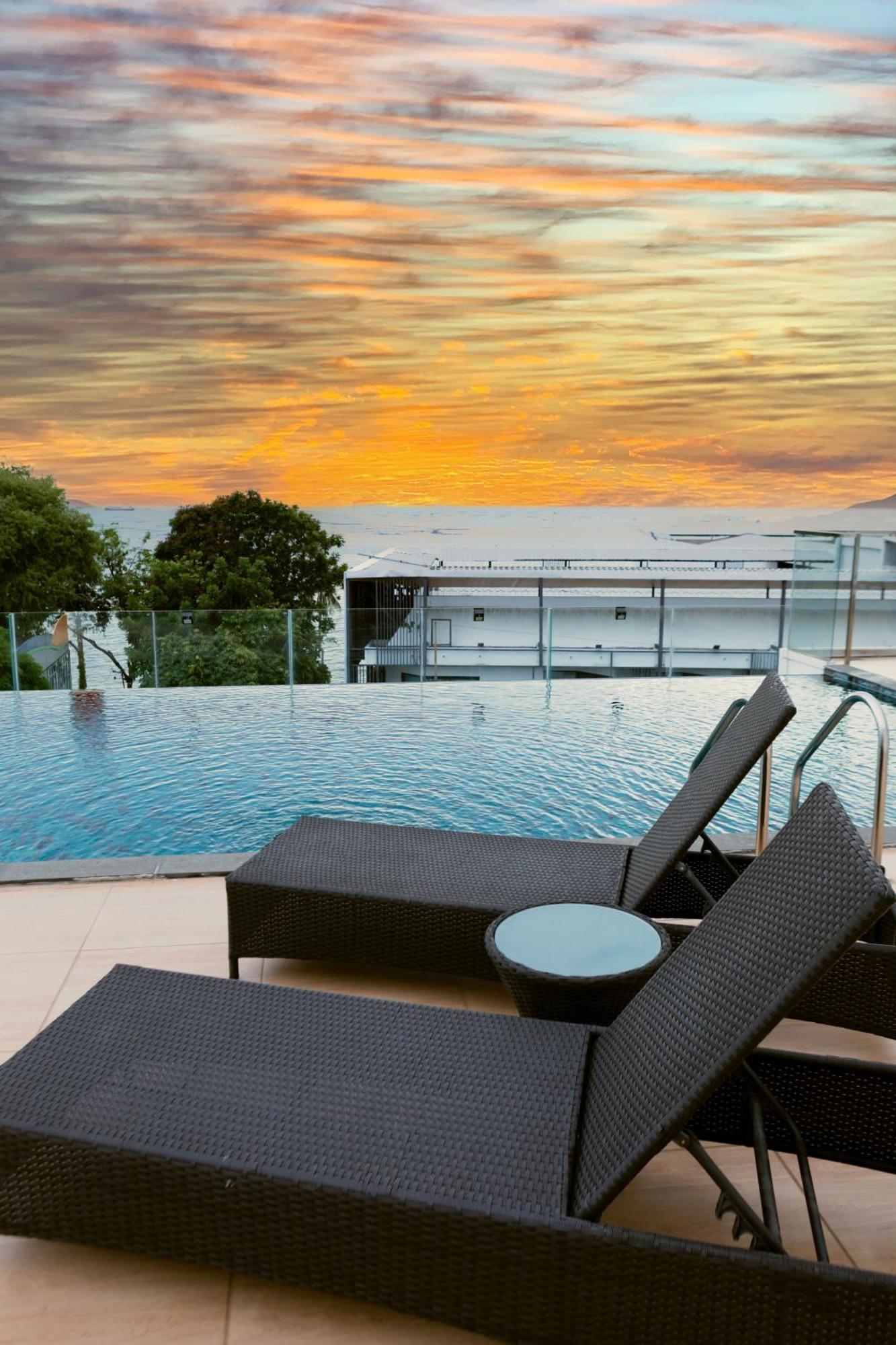 Karin Hotel & Service Apartment - Sha Extra Plus Si Racha Exteriér fotografie