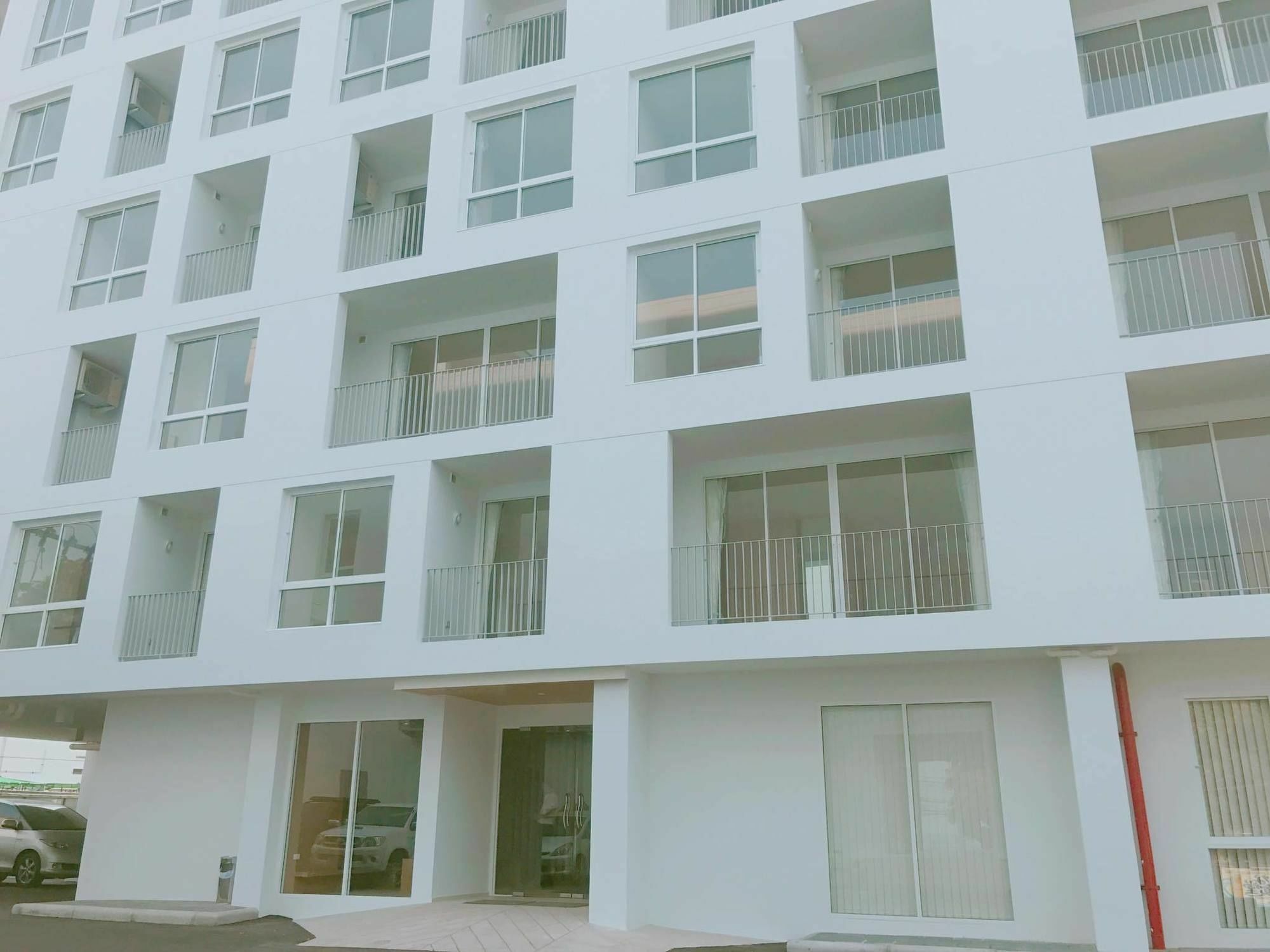 Karin Hotel & Service Apartment - Sha Extra Plus Si Racha Exteriér fotografie